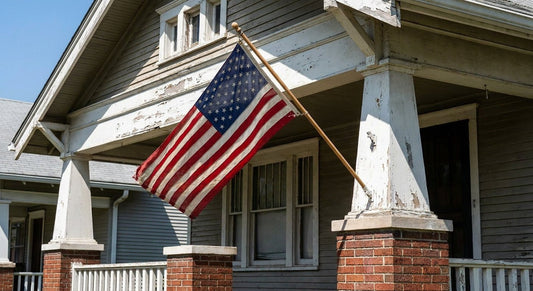 How to Mount an American Flag on Your House - FlagStars